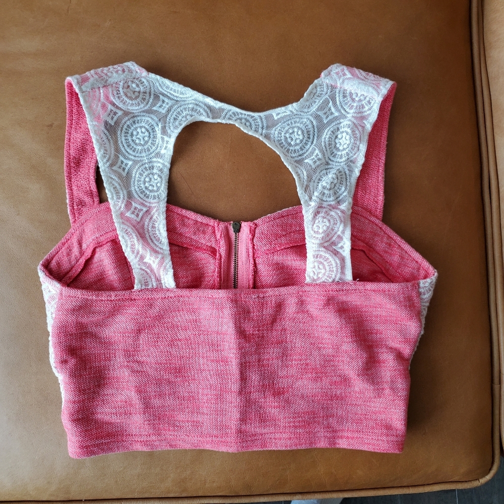 Urban Outfitters lace crop top sz M (fits small) - Picture 4 of 4